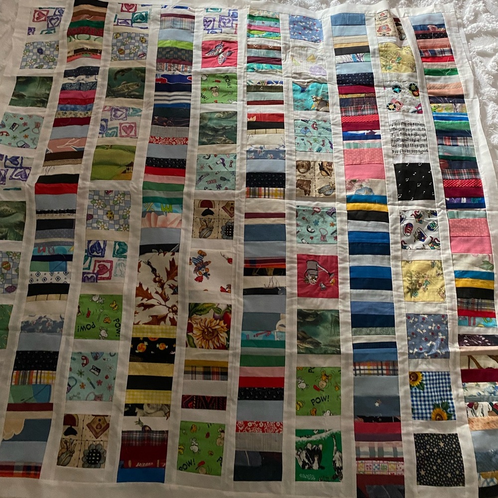 Multicolored Print Machine Sewn Quit Top. Variety Of Pattern Squares. 46x44 New